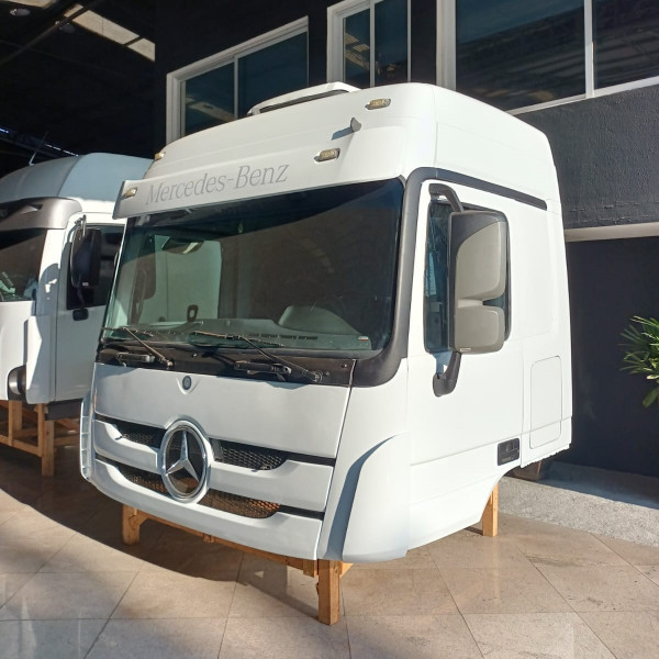 Cabine Mercedes-Benz Actros 2546LS - Ano: 2020