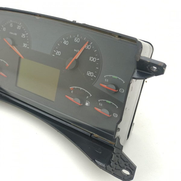 Painel De Instrumentos Volvo Fh520 - 24v - 21366872-p02