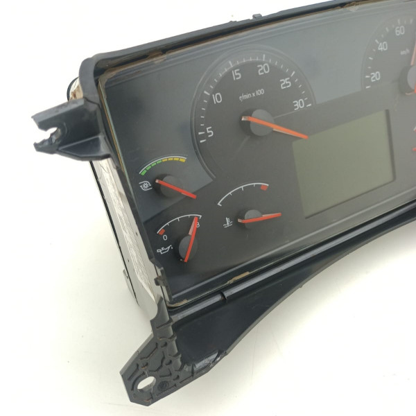 Painel De Instrumentos Volvo Fh520 - 24v - 21366872-p02